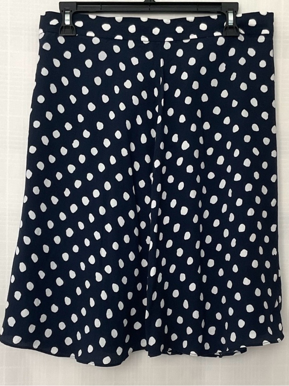 kate spade navy and white polka dot skirt
